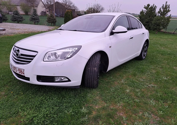 Opel Insignia cena 31900 przebieg: 144000, rok produkcji 2012 z Łowicz małe 172